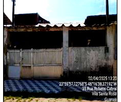 Casa com 97,5m² de terreno