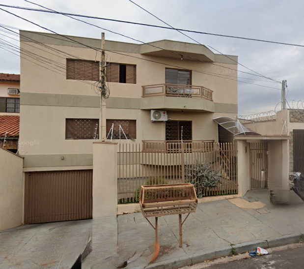 Apartamento com 1 quarto, 1 banheiro, 1 vaga e 61,11 m² construídos, ocupado