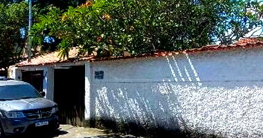 Casa com 2 quartos, 3 banheiros, vaga de garagem e 131m² privativos