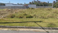 Terreno de 180m² em loteamento