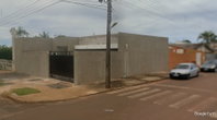 Casa em terreno de esquina com 335m² de área construída