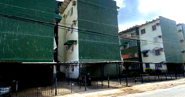Apartamento 2 quartos com varanda e área de serviço, 57m² privativos
