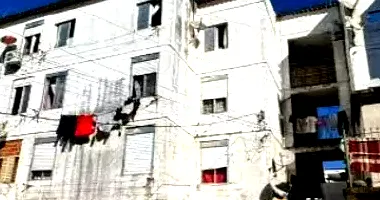 Apartamento em leilão com 1 quarto e 1 banheiro