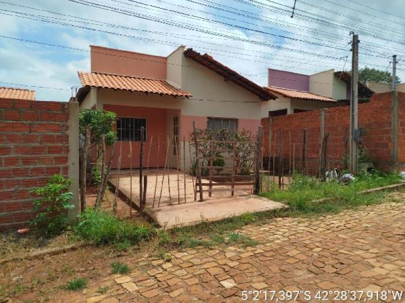 Casa aconchegante com 1 quarto, 1 banheiro e 1 vaga