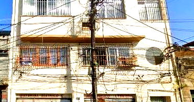 Apartamento na Rua Santo Cristo, 251 - Centro