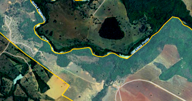Fazenda com 576,81 hectares, casa e curral, estado ruim
