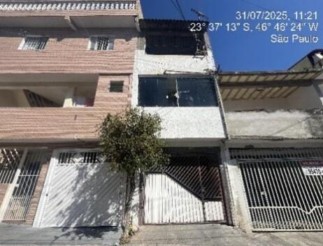 Casa com 1 quarto e 1 banheiro, 120,9 m² de área privativa