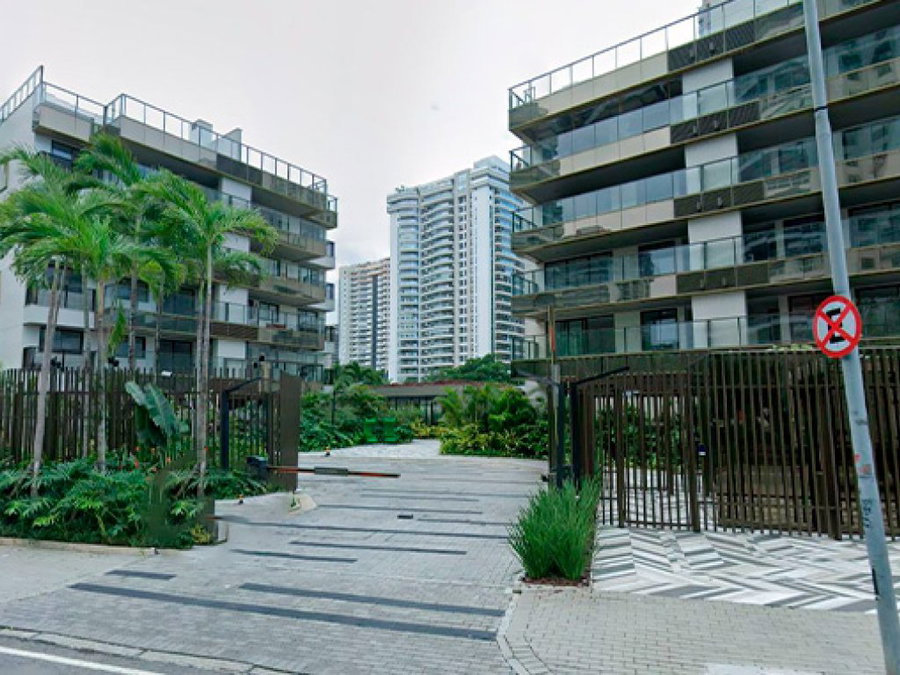 Apartamento Luxuoso com 3 Vagas na Barra da Tijuca - 200m²