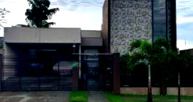 Casa com 231m² construída, 3 quartos, 2 banheiros, vaga e ocupada