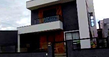 Casa Ocupada com 3 Quartos e 2 Banheiros em Palhoça/SC