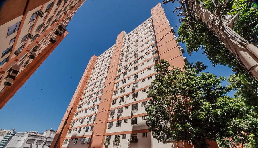 Apartamento com vaga no Cond. Vivendas de Icaraí
