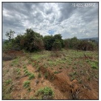Terreno de 220m² sem infraestrutura, ideal para investimento