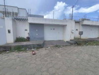 Casa com 3 quartos, 2 banheiros, 1 vaga, 135m² construída, ocupada