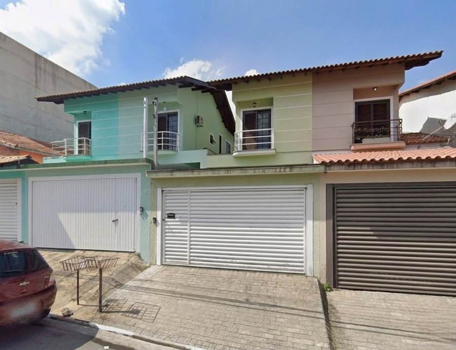 Sobrado Residencial com 515m², 3 quartos, 2 banheiros