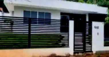 Casa Ocupada com 168m² de Área Construída no Centro de Pato Branco/PR