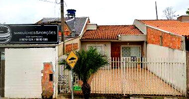 Casa 3 quartos, 1 banheiro, 1 vaga, 55m² construída, desocupada