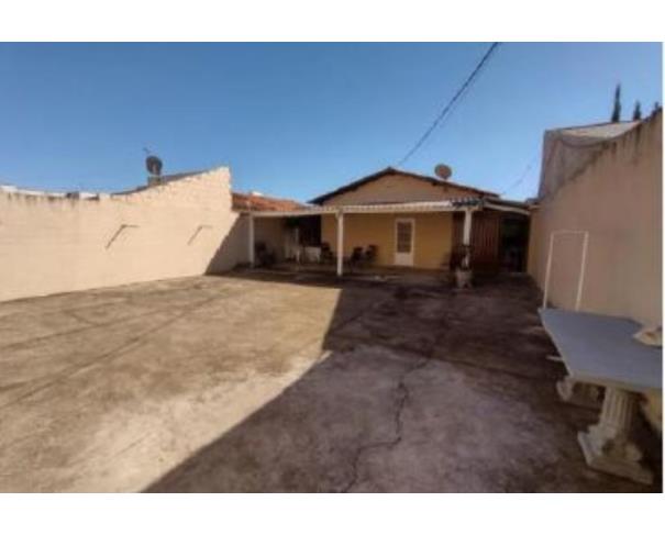 Casa Granada 3 dorms 46m² com terreno 250m² - Leilão Online