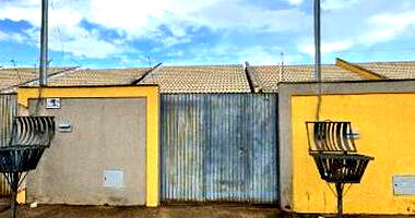 Casa em Luziânia com 2 quartos e 1 vaga