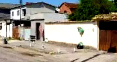 Casa padrão ocupada com 360m² terreno e 257m² construída