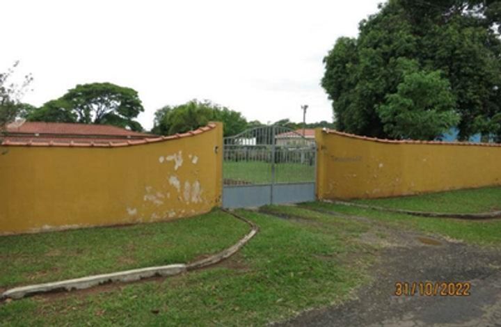 Sítio com 5 quartos, 4 banheiros e área de lazer em São Carlos