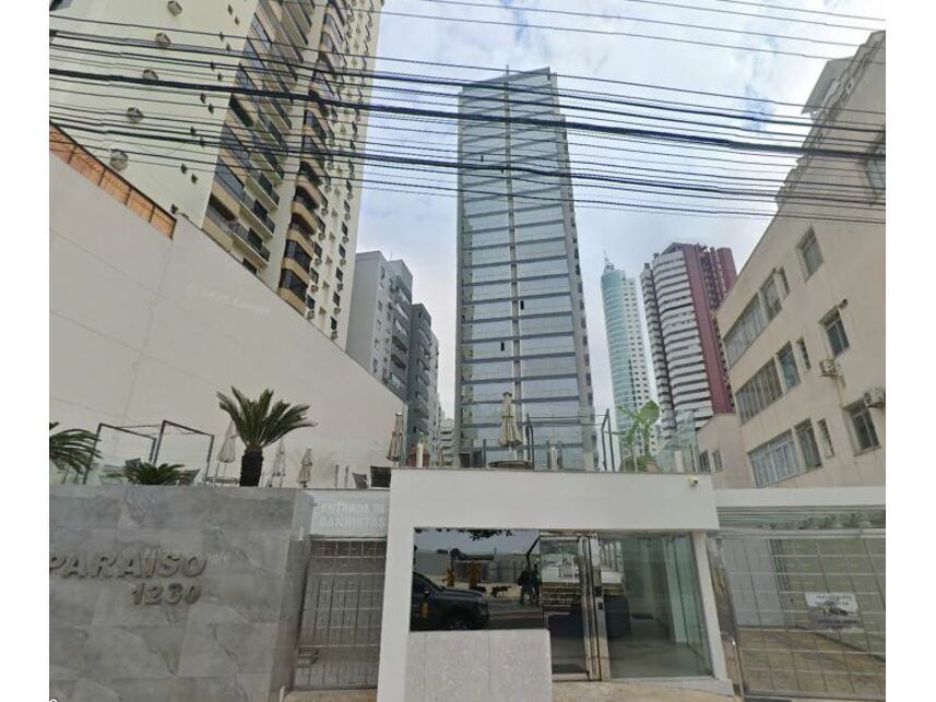 Apartamento com 2 vagas, 201,12m², 5º andar