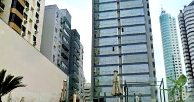 Apartamento com 2 vagas, 201,12m², ocupado, 5º andar