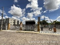 Apartamento com 2 quartos em Parnamirim/RN
