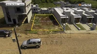 Terreno com 360m², sem edificações