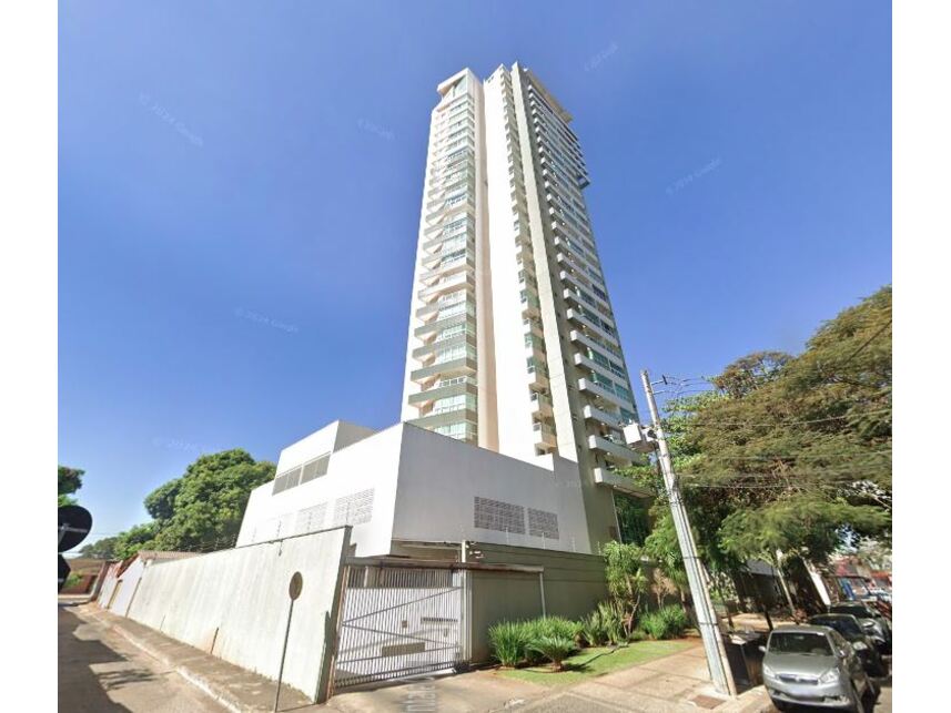 Apartamento com 2 Quartos e 1 Banheiro em Leilão