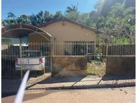 Casa com 3 quartos em Pilar de Goiás - Centro