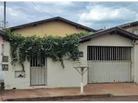 Casa com 64,50m² construídos em Planura/MG