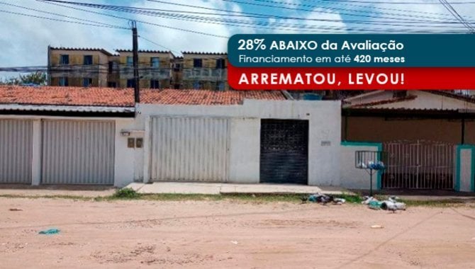 Casa em Condomínio com 3 Quartos em Paulista - PE