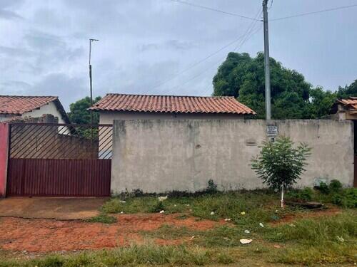 Casa com 3 Quartos, 1 Banheiro, 55m² de área construída