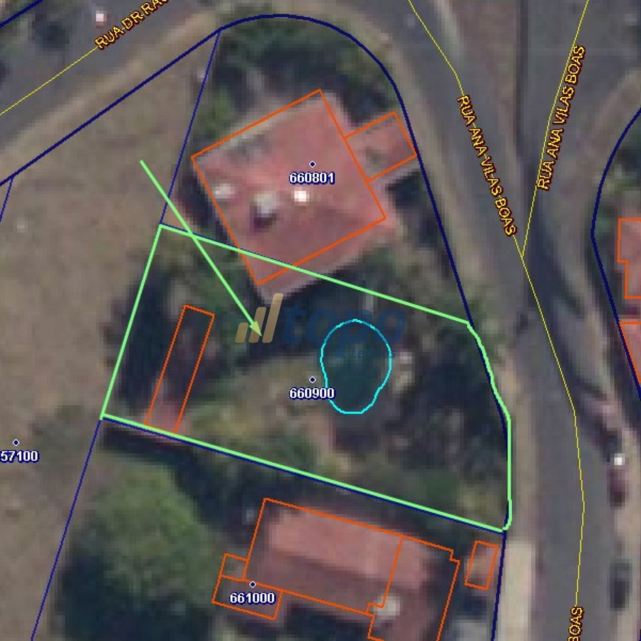 Terreno com Piscina em Jardim das Rosas - Oportunidade Única!
