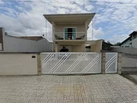 Casa em Leilão com 3 Quartos e 2 Banheiros em Garuva/SC