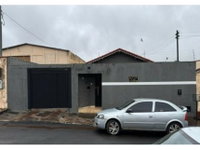 Casa Ocupada em Novo Loteamento com 581,75 m²