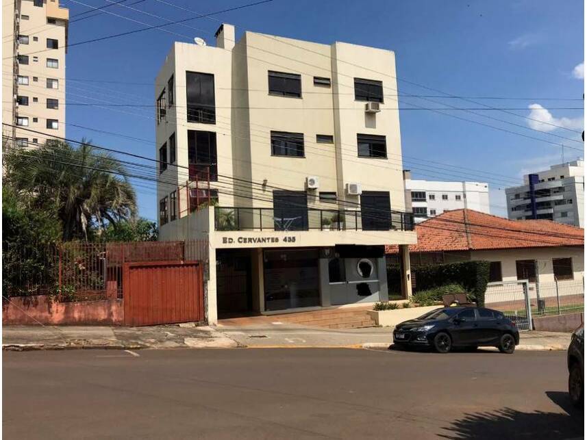 Apartamento padrão com 1 vaga, 84m², ocupado