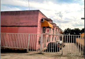 Casa com 2 Quartos e Varanda em Laranjal