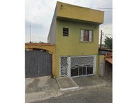 Casa em leilão com 4 quartos e 1 vaga