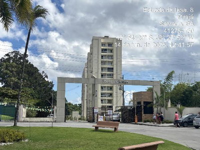 Apartamento com 2 Quartos e Varanda em Salvador