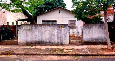 Terreno com Residência em Cianorte - Oportunidade Única!