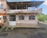 Casa com 2 pavimentos, 3 quartos, 2 banheiros e garagem - 62,5% do imóvel