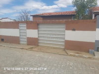 Casa com 3 quartos, 2 banheiros e 1 vaga de garagem