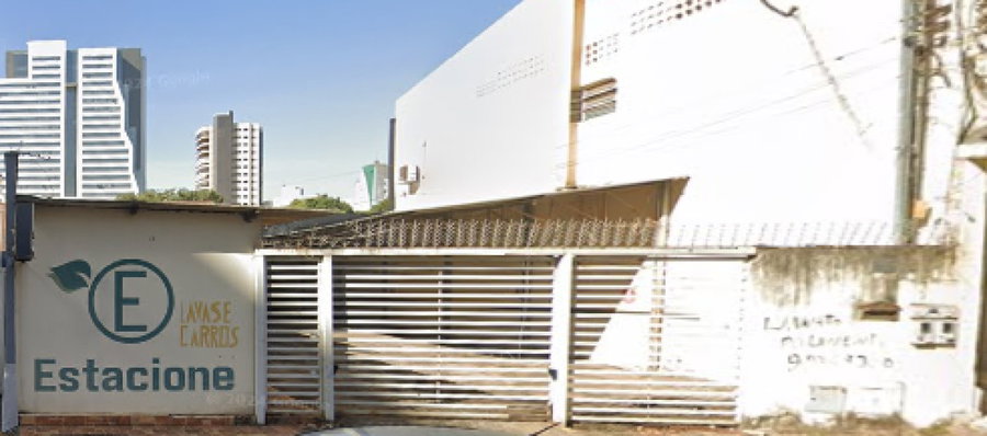 Estacionamento em Área Comercial Valorizada