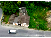 50% Terreno 29.955,37m² c/ 140m² construídos