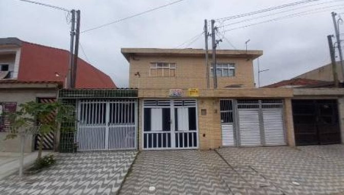 Casa Ocupada com 85m² e 1 Vaga em São Vicente