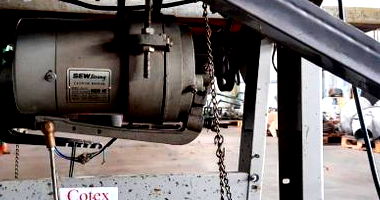 25 Máquinas de Costura Industrial em Leilão