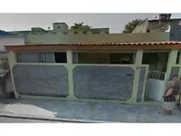 Casa ocupada de 35 m² em leilão