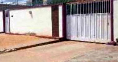 Casa padrão 2 quartos 2 banheiros 1 vaga 265m² construída, ocupada