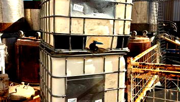 Container IBC de Plástico - Ideal para Armazenamento